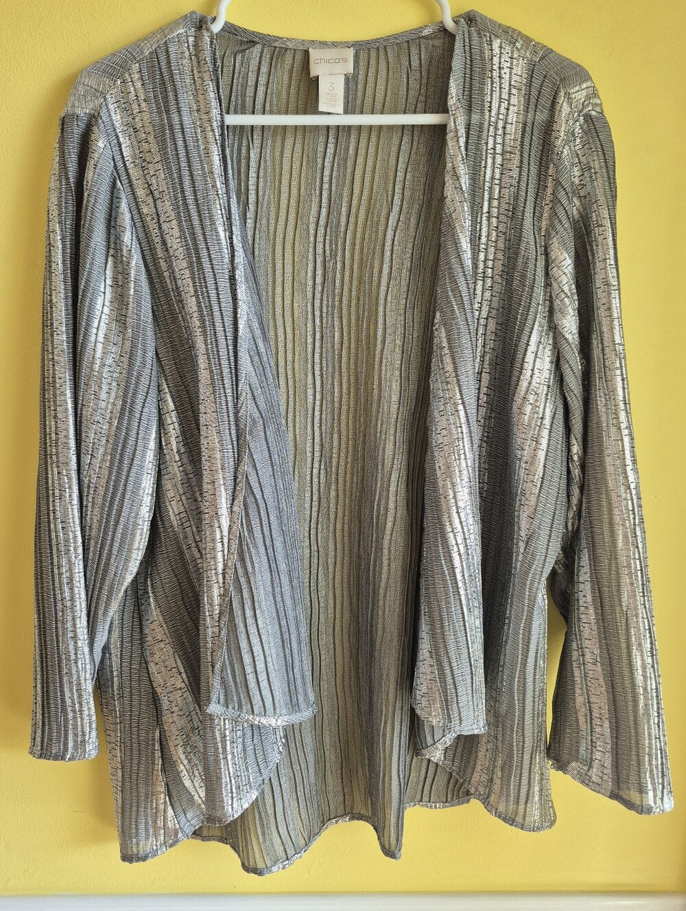 Chico's Sz 3 Silver Metallic Open-Front Cardigan with Subtle Stripes